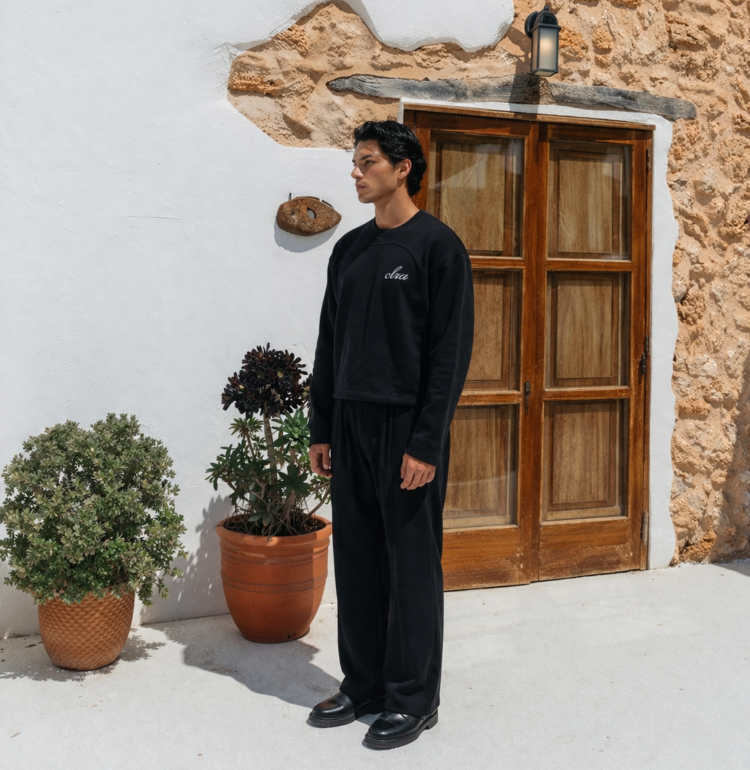 Clra Cropped Long Sleeve – Black